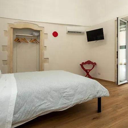 Pensjonat Terrazza Campailla 4*